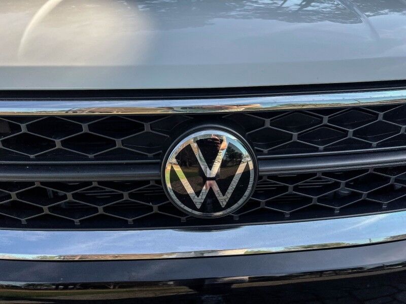 2024 Volkswagen Taos SE Wilmington NC