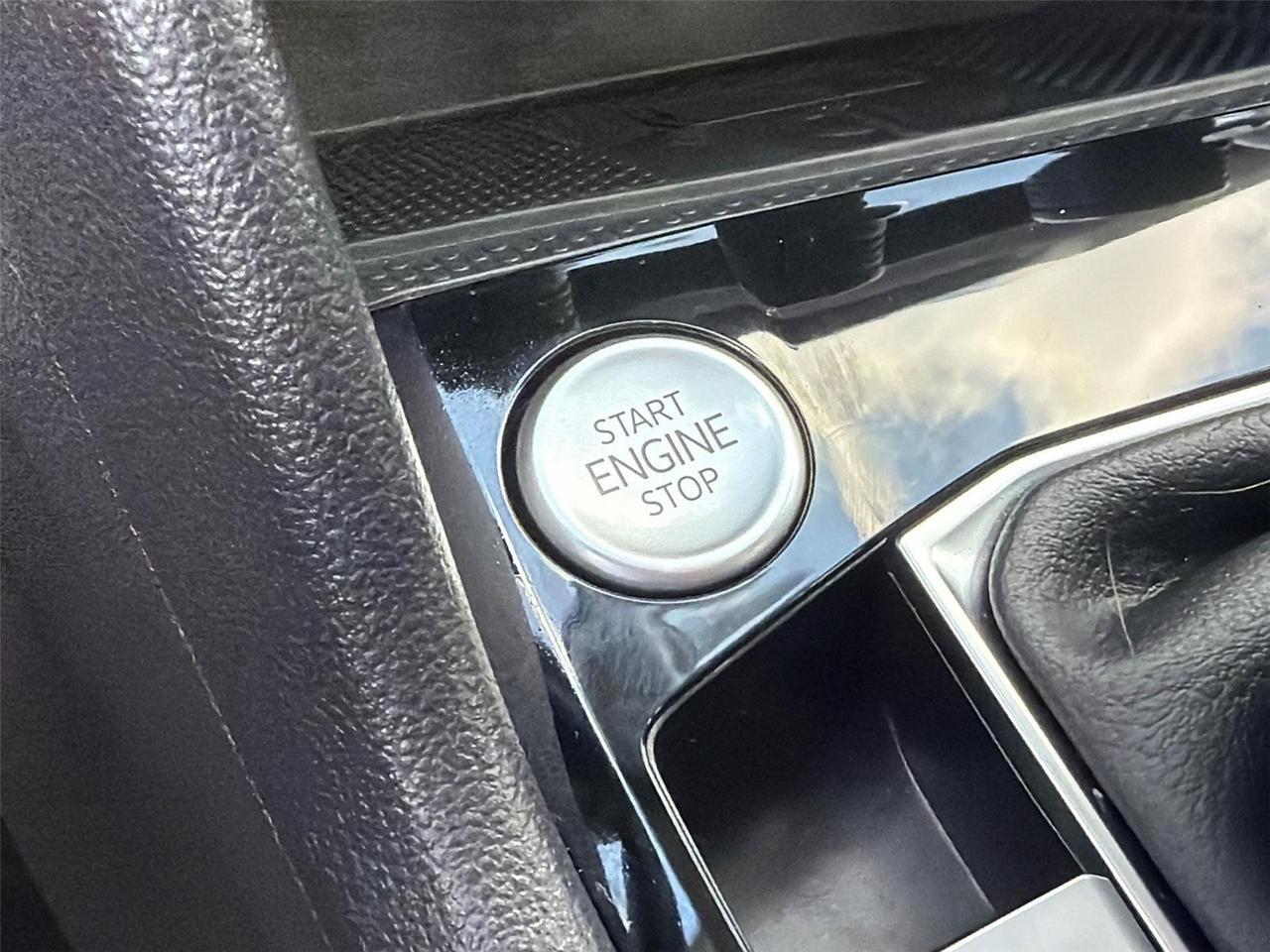 2024 Volkswagen Taos SE Hagerstown MD