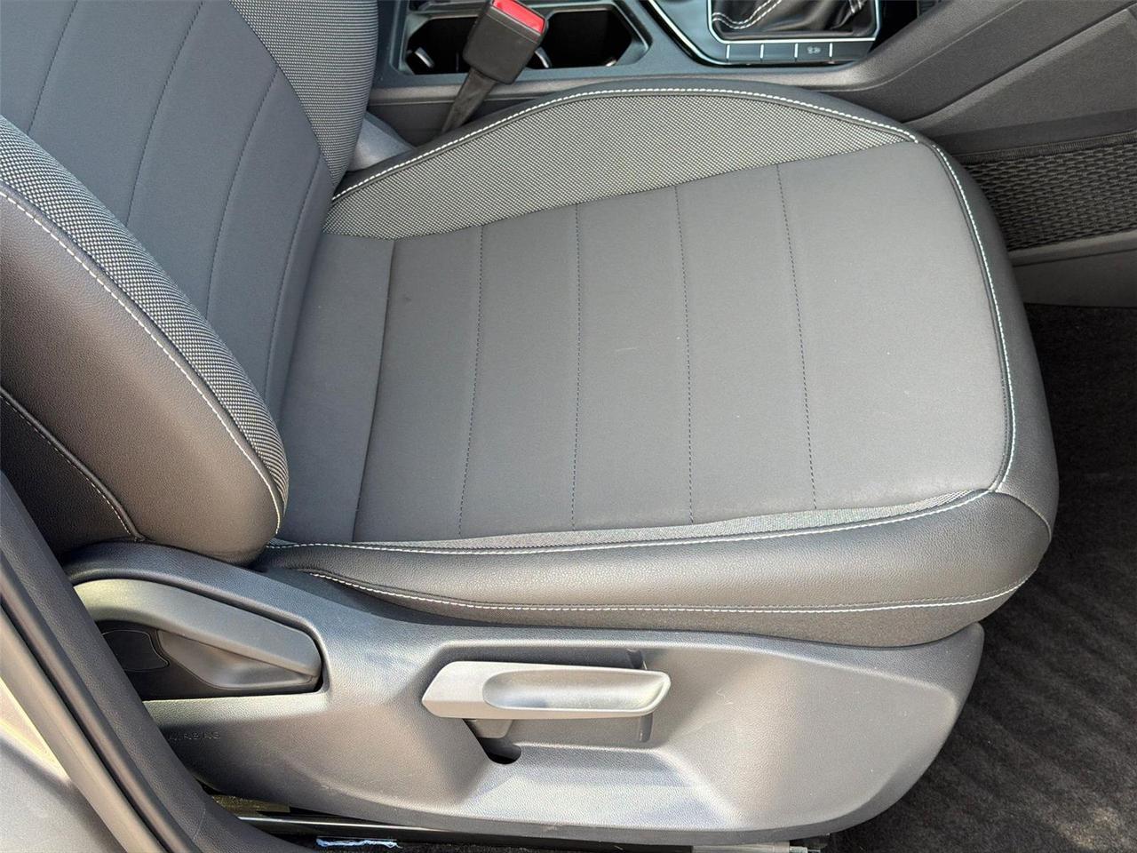 2024 Volkswagen Taos SE Hagerstown MD