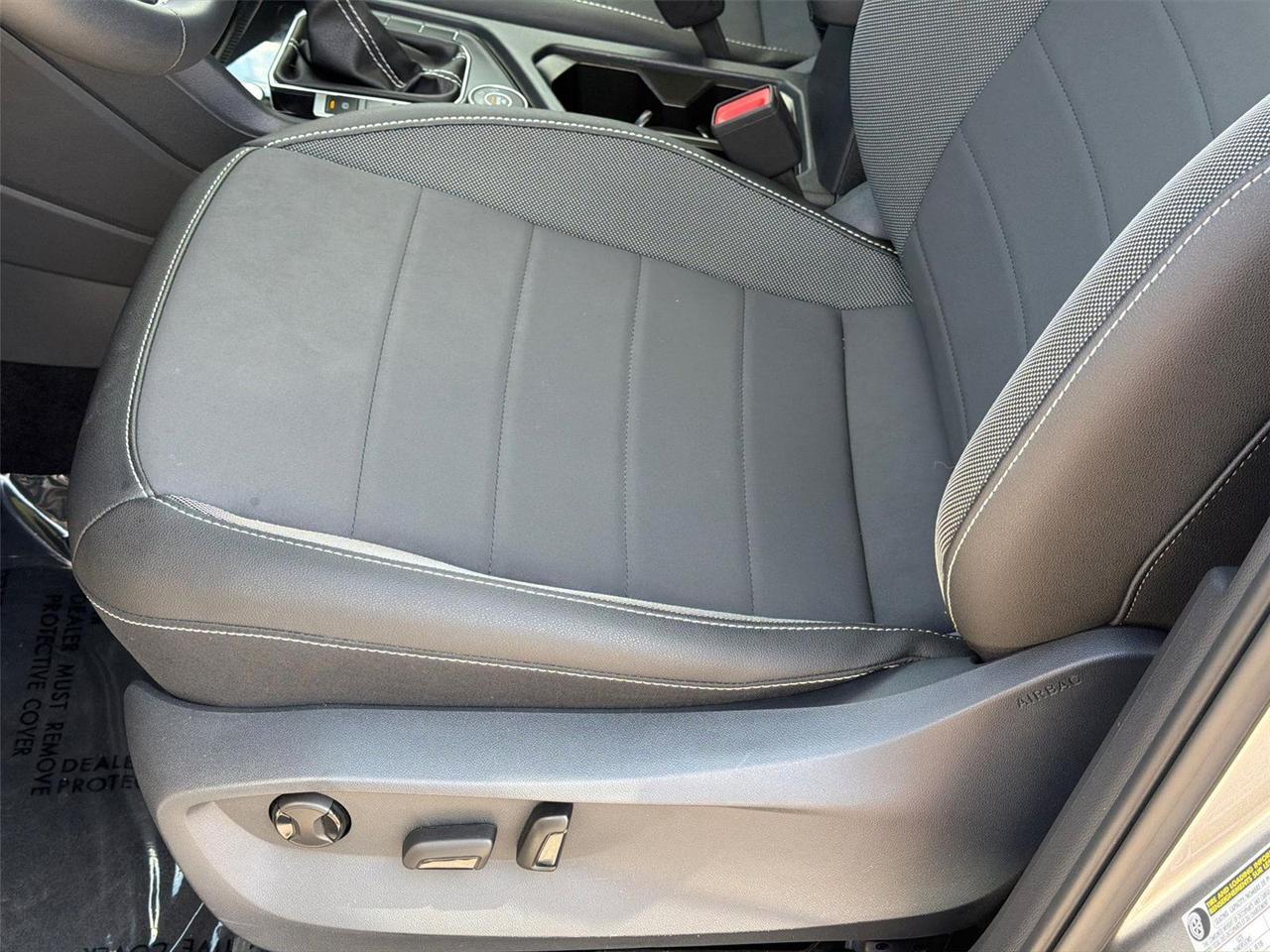 2024 Volkswagen Taos SE Hagerstown MD