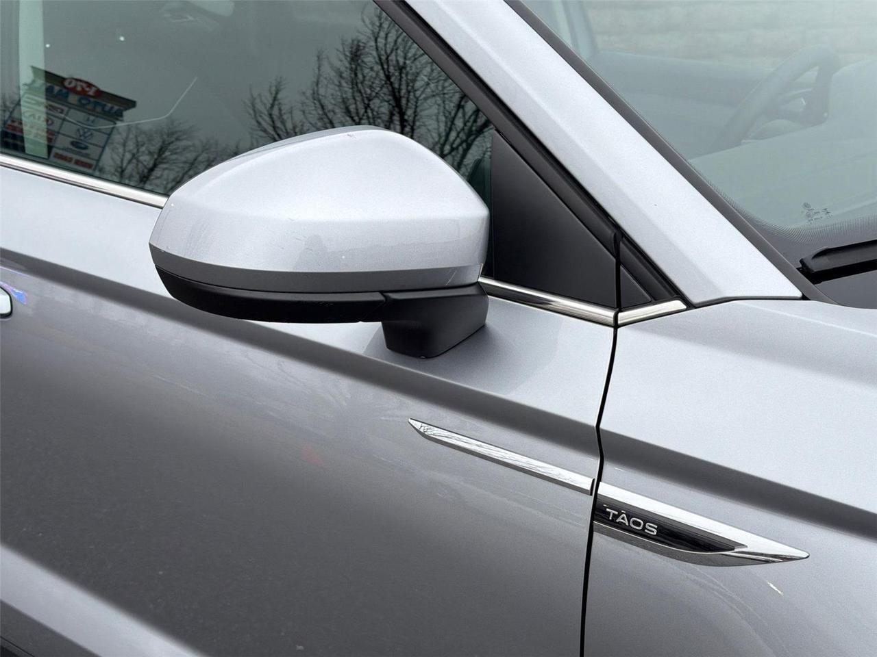 2024 Volkswagen Taos SE Hagerstown MD