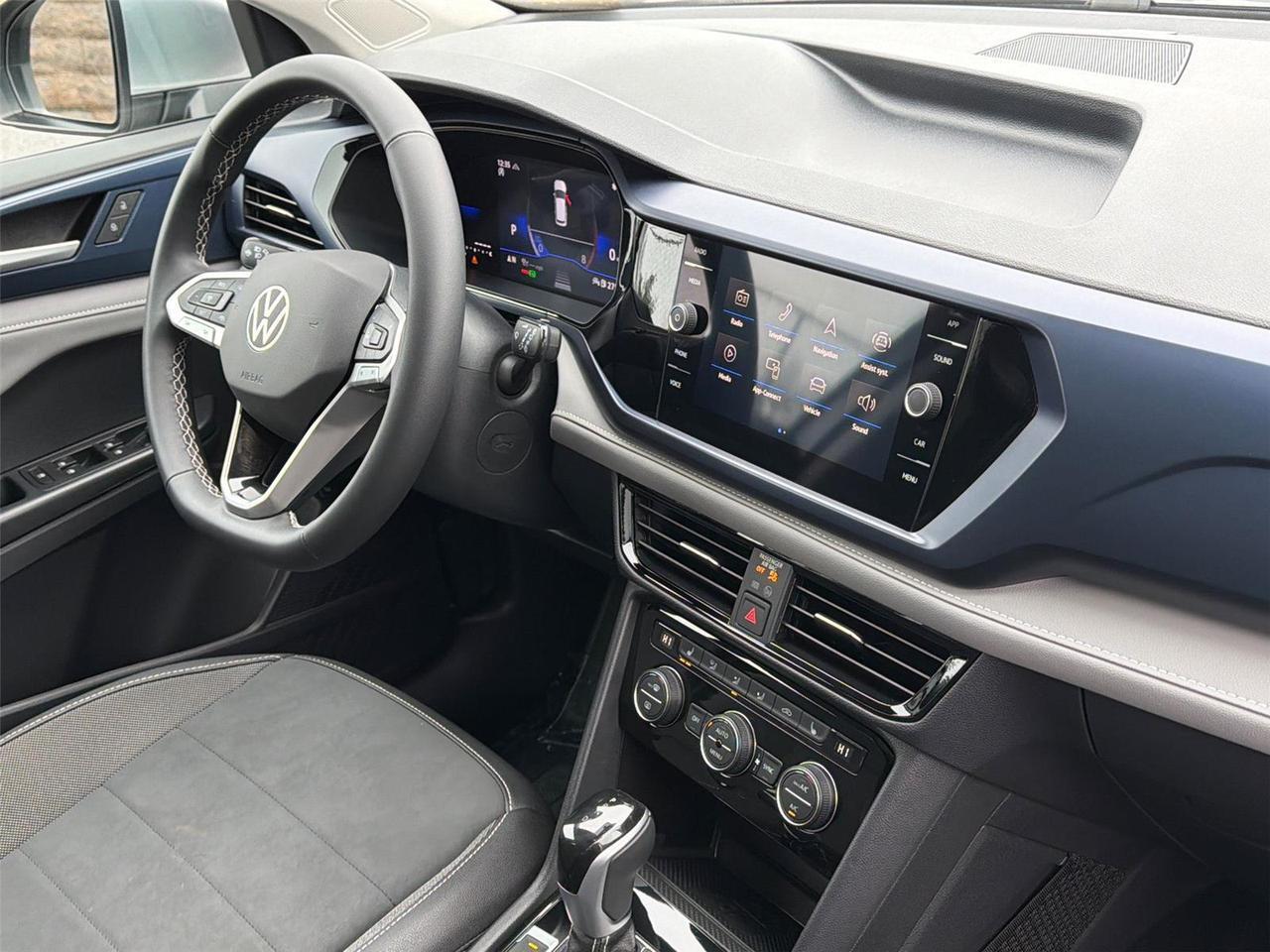 2024 Volkswagen Taos SE Hagerstown MD