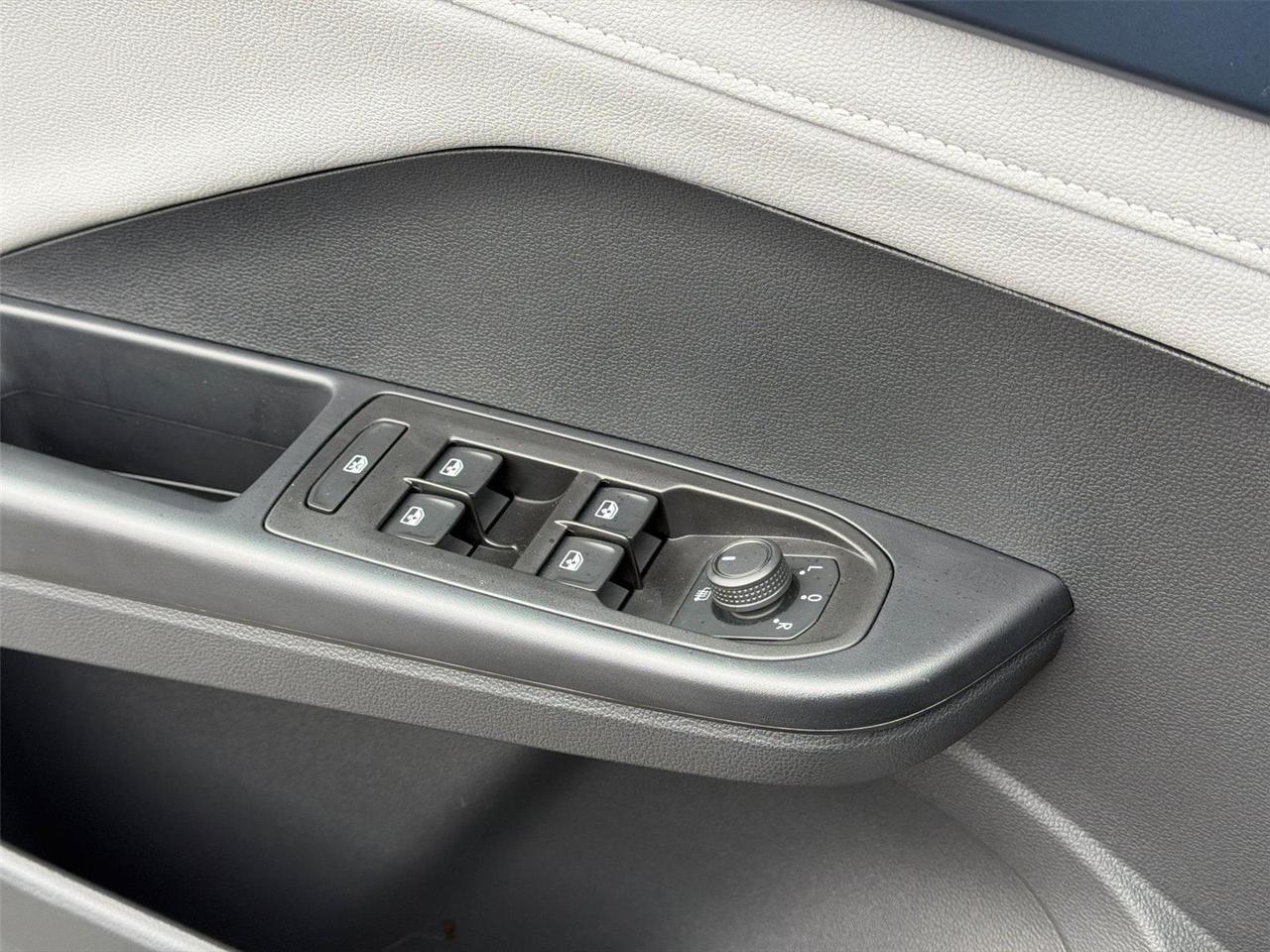 2024 Volkswagen Taos SE Hagerstown MD