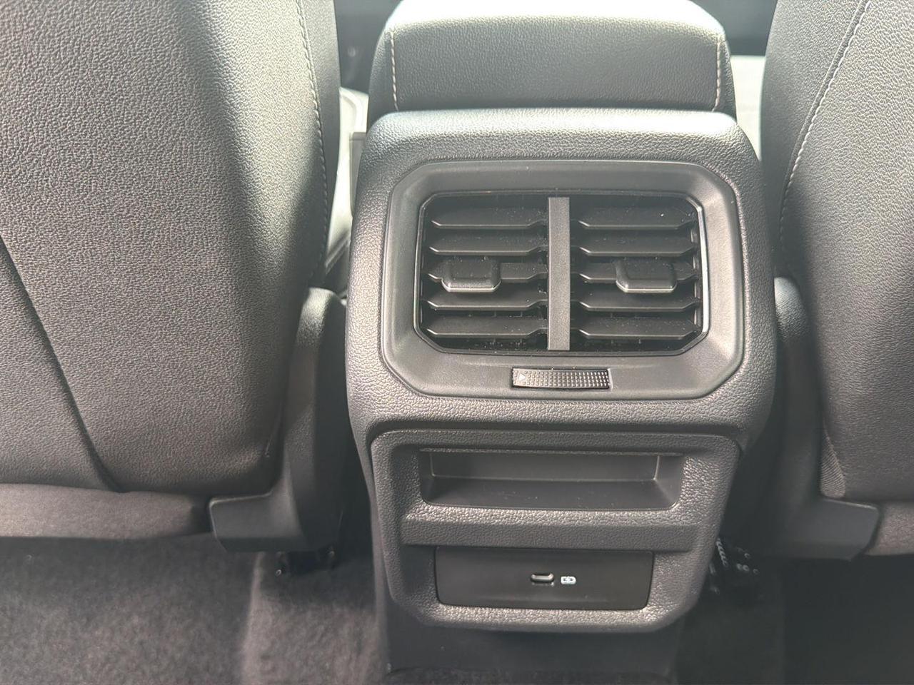 2024 Volkswagen Taos SE Gaithersburg MD