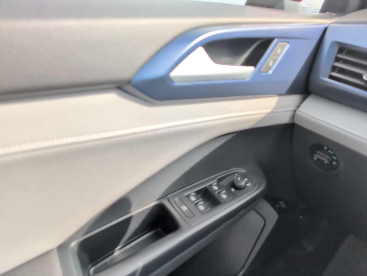 2024 Volkswagen Taos SE Medford MA