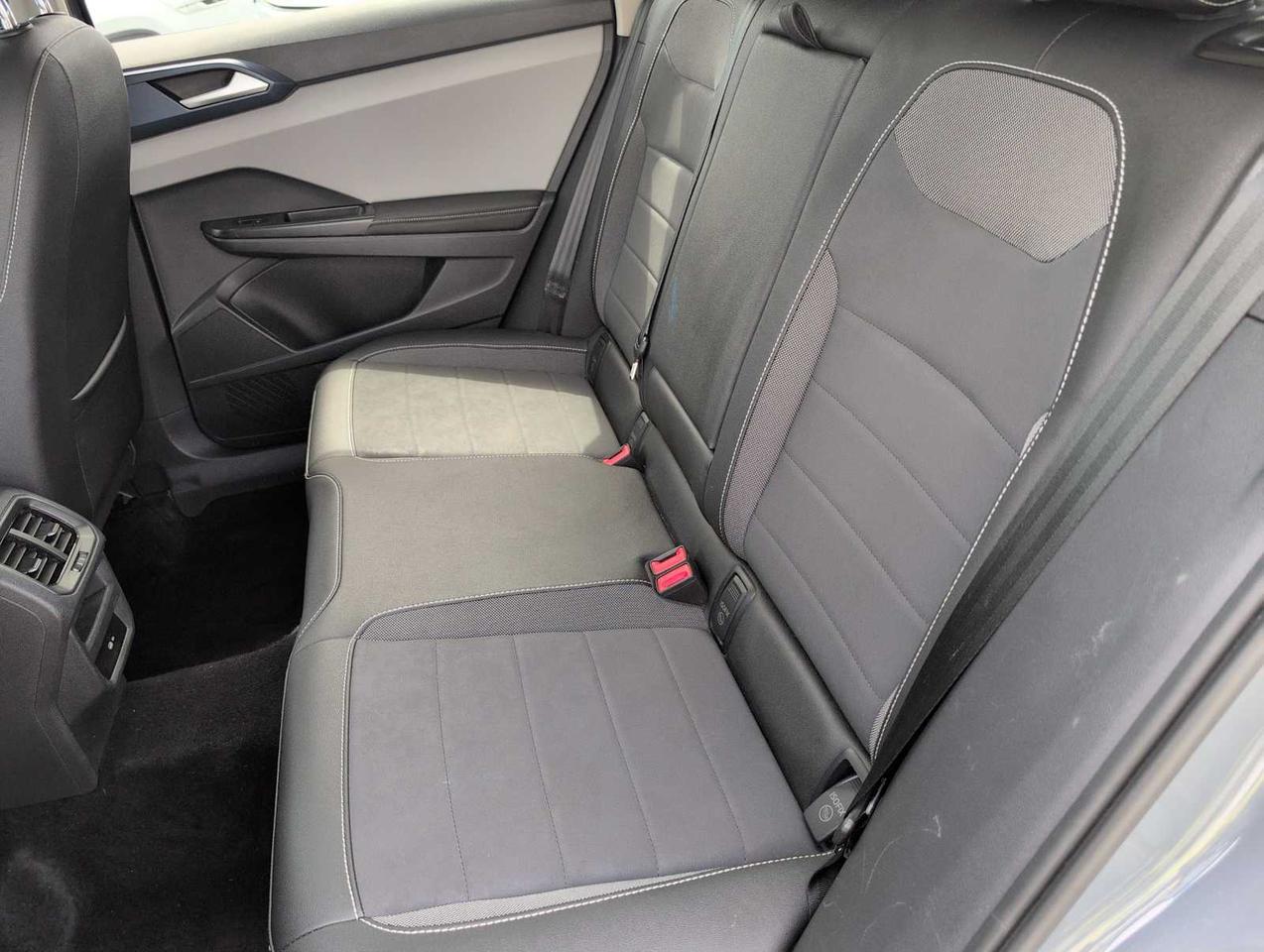 2024 Volkswagen Taos SE Medford MA