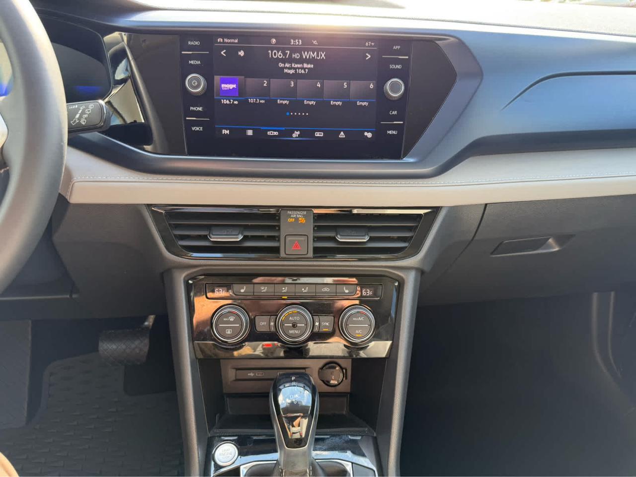 2024 Volkswagen Taos SE Wellesley MA