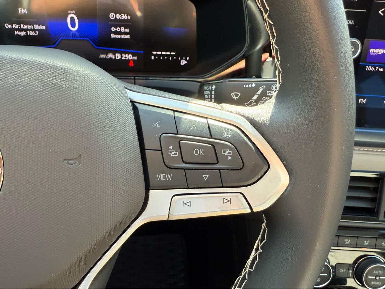 2024 Volkswagen Taos SE Wellesley MA