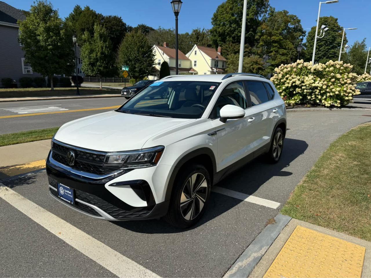 2024 Volkswagen Taos SE Wellesley MA