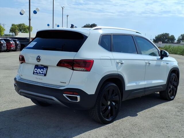 2024 Volkswagen Taos SEL  TX