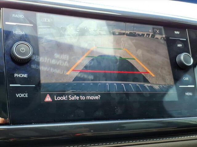 2024 Volkswagen Taos SEL  TX