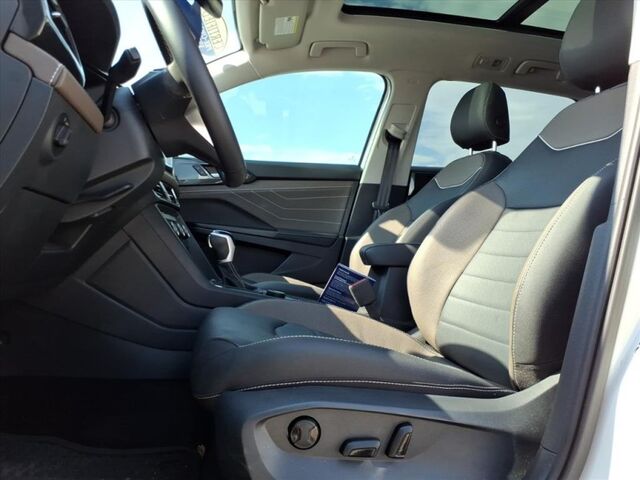 2024 Volkswagen Taos SEL  TX