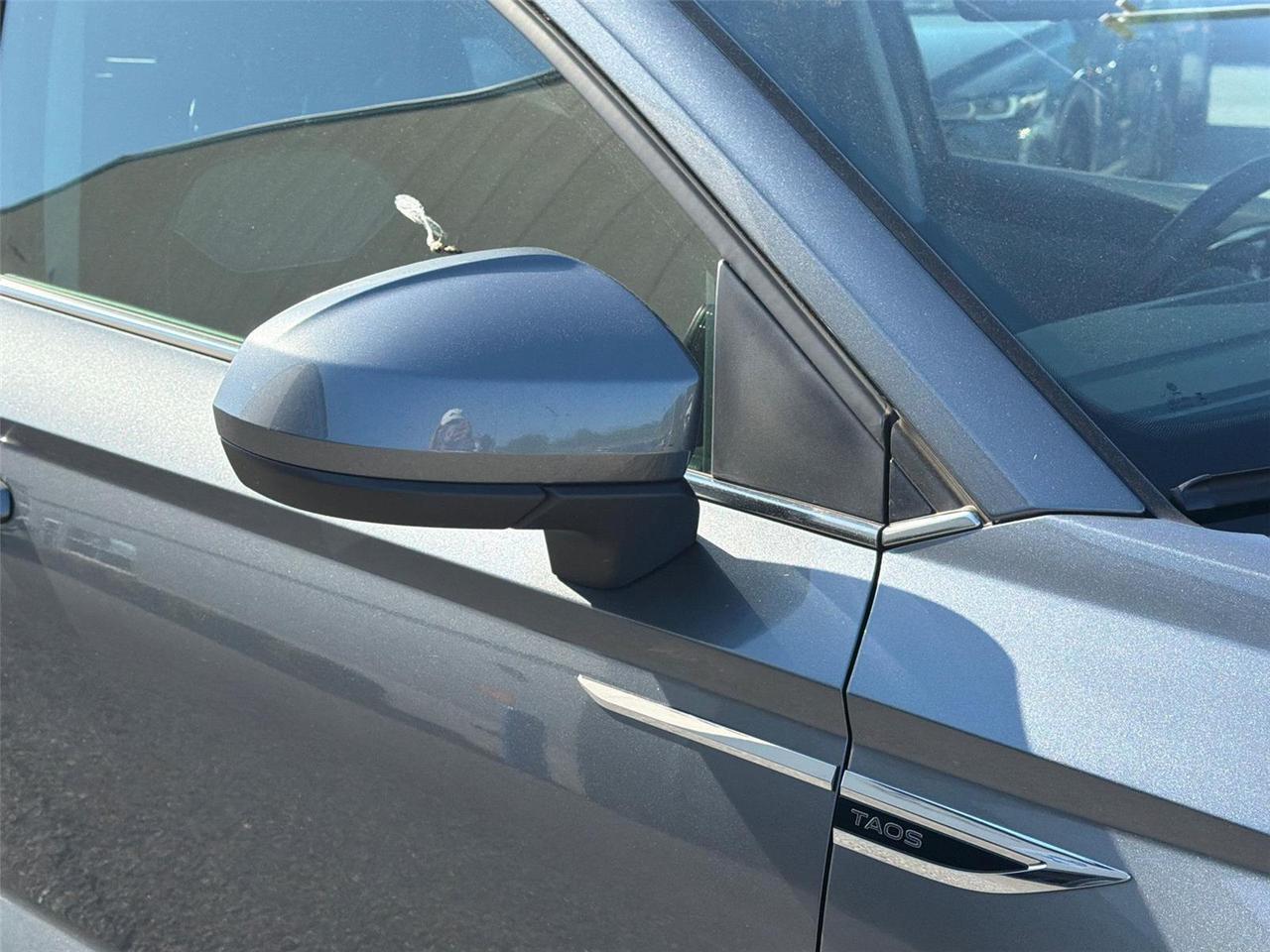 2024 Volkswagen Taos SEL Hagerstown MD