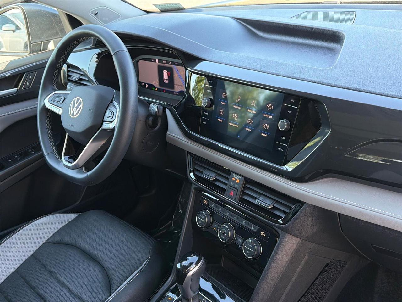2024 Volkswagen Taos SEL Hagerstown MD