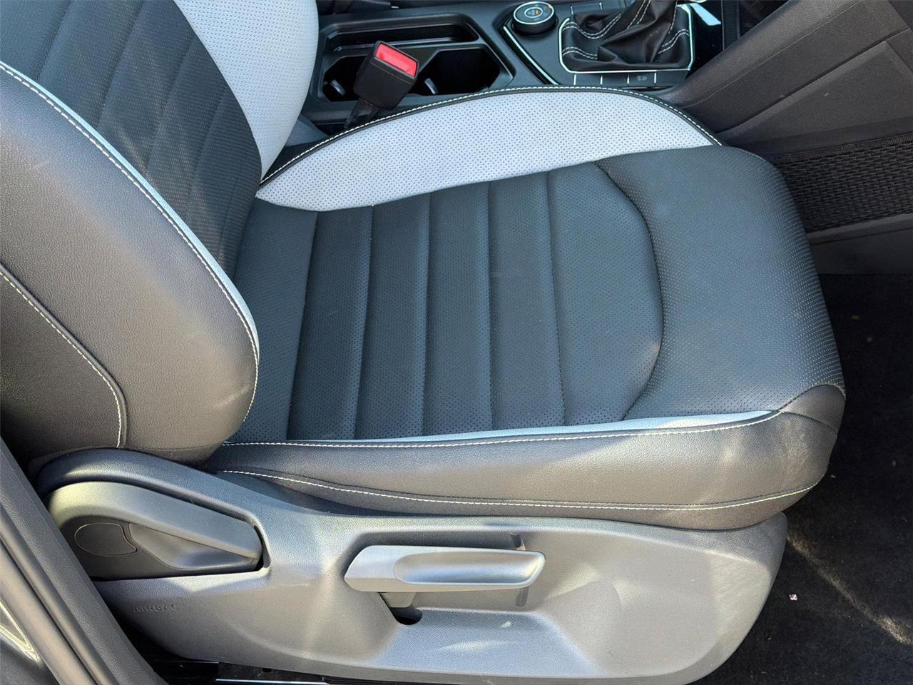 2024 Volkswagen Taos SEL Hagerstown MD
