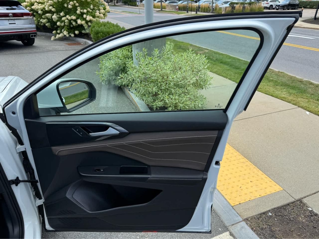 2024 Volkswagen Taos SEL Wellesley MA