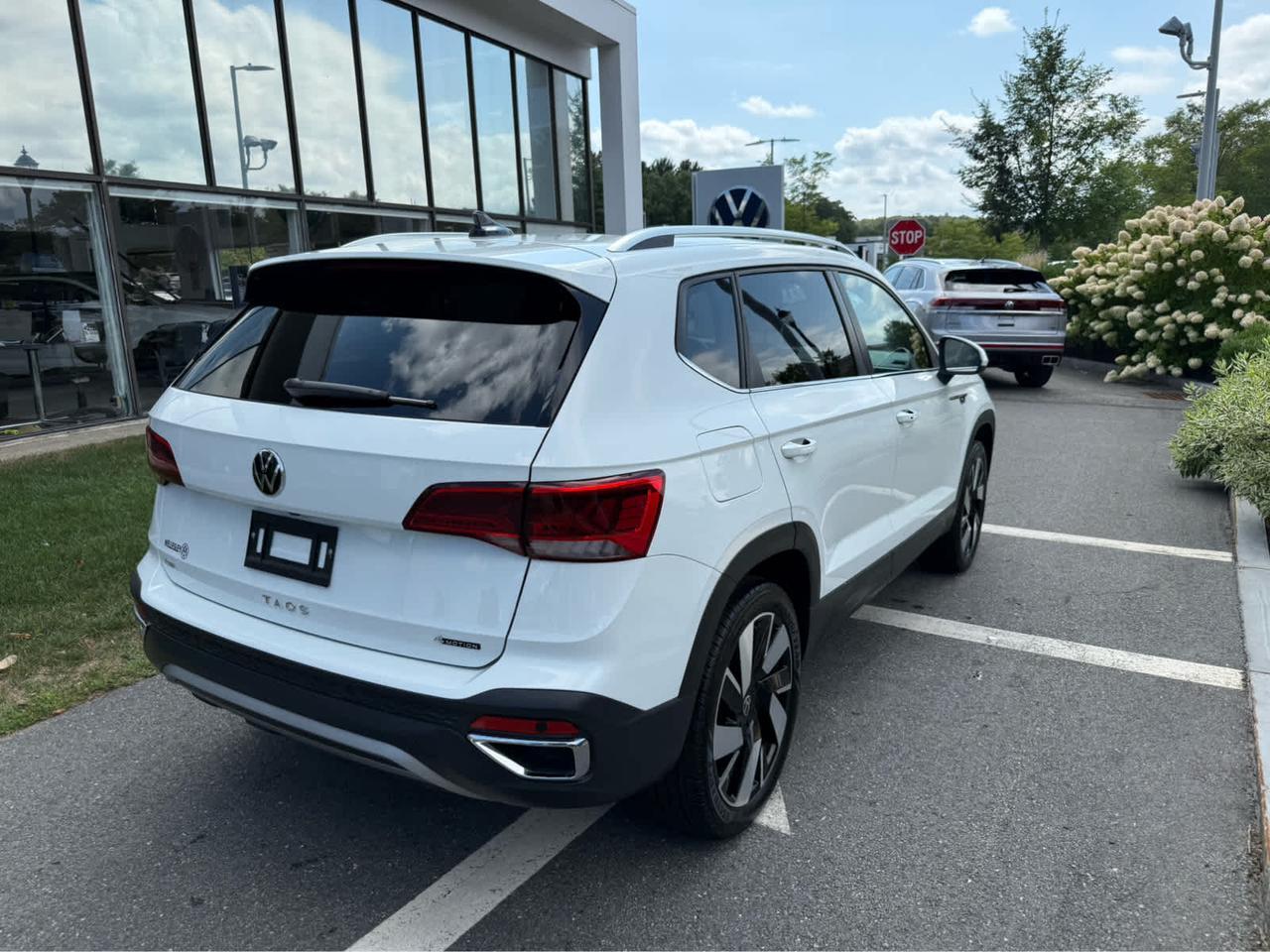 2024 Volkswagen Taos SEL Wellesley MA