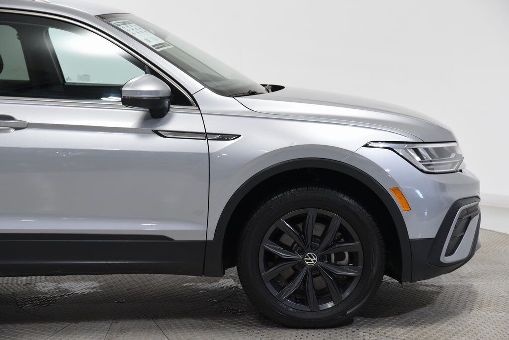 2024 Volkswagen Tiguan 2.0T SE Akron