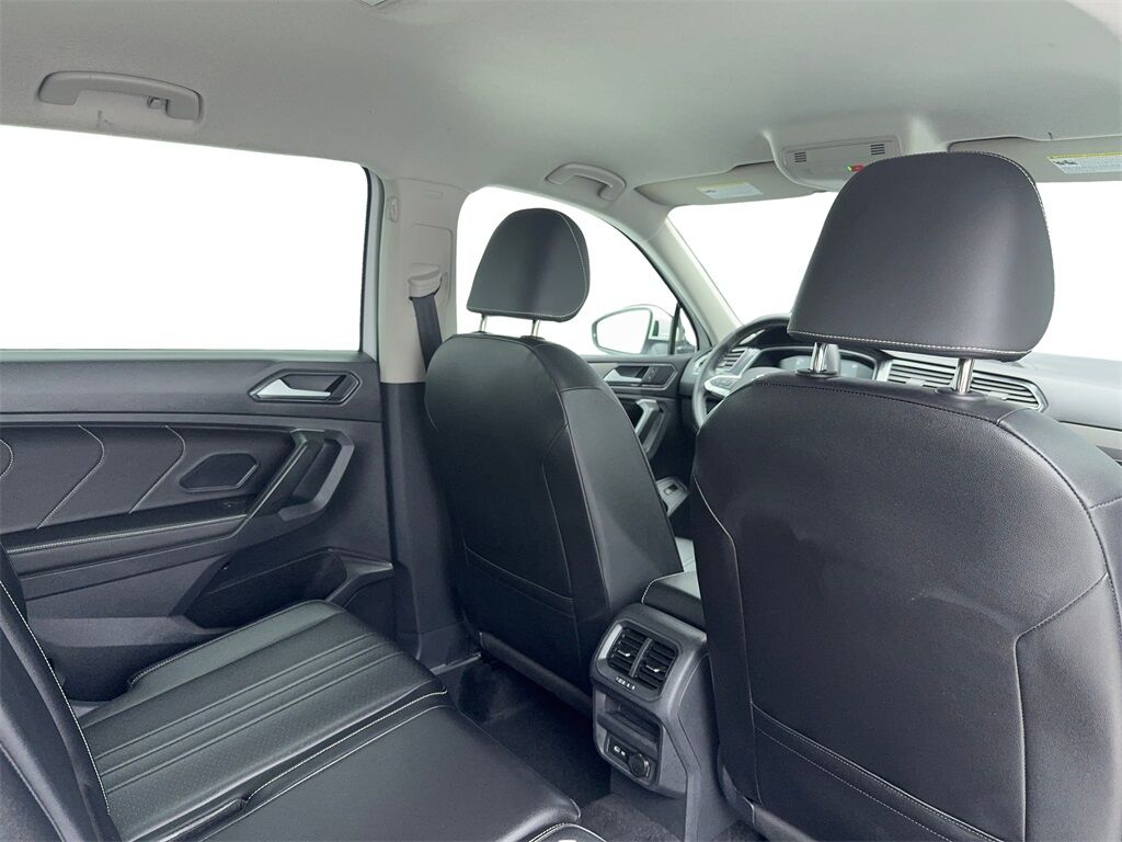 2024 Volkswagen Tiguan 2.0T SE CAM,HTD STS,BLIND SPOT,18&quot; WLS,3RD ROW Plano TX