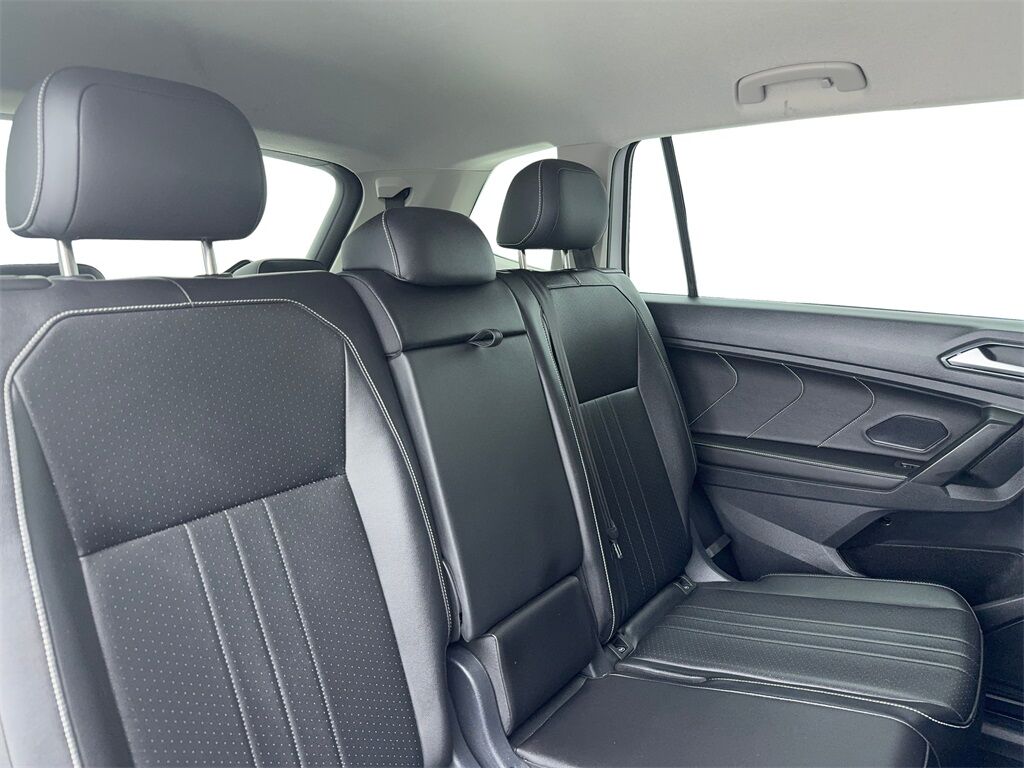 2024 Volkswagen Tiguan 2.0T SE CAM,HTD STS,BLIND SPOT,18&quot; WLS,3RD ROW Plano TX