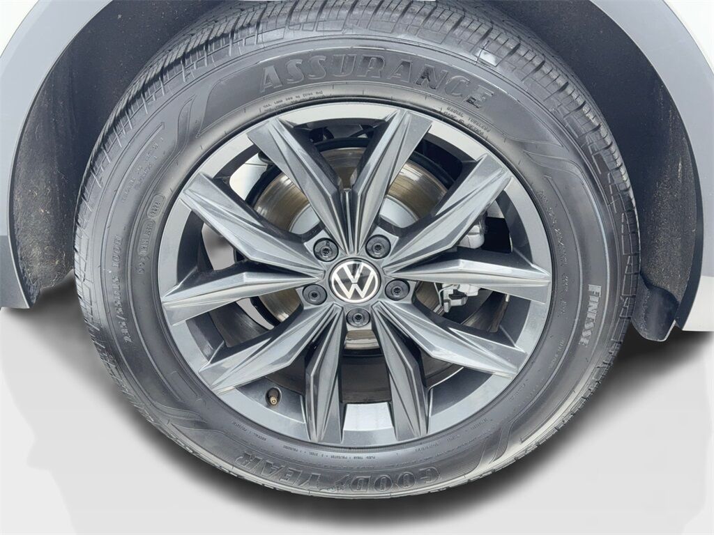 2024 Volkswagen Tiguan 2.0T SE CAM,HTD STS,BLIND SPOT,18&quot; WLS,3RD ROW Plano TX