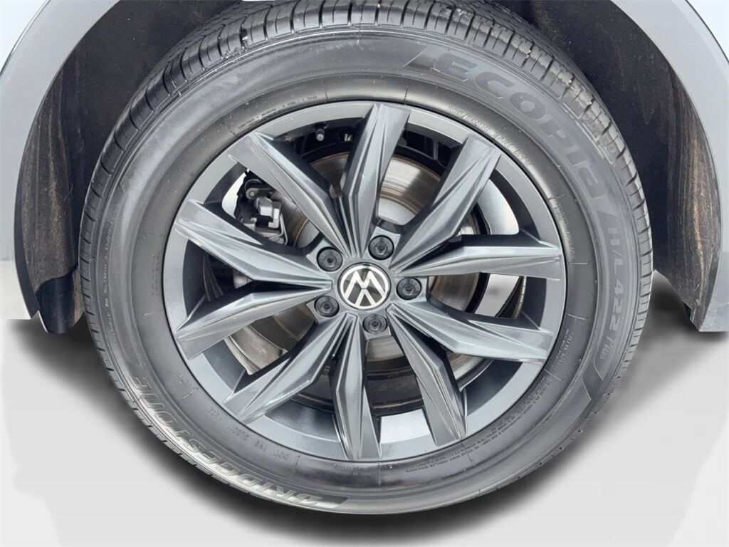 2024 Volkswagen Tiguan 2.0T SE CAM,PANO,HTD STS,BLIND SPOT,18&quot; WLS Plano TX