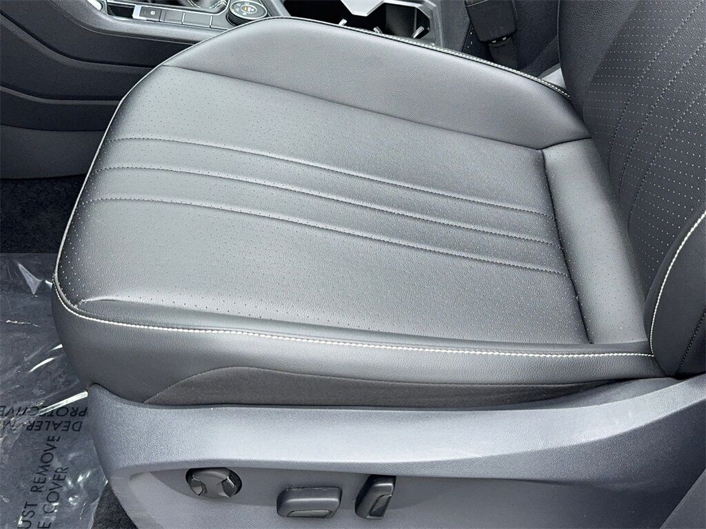 2024 Volkswagen Tiguan 2.0T SE CAM,PANO,HTD STS,BLIND SPOT,18&quot; WLS Plano TX