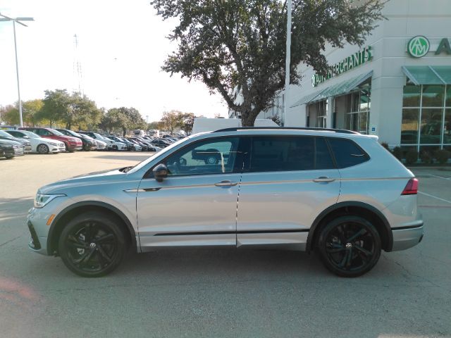 2024 Volkswagen Tiguan 2.0T SE R-Line Black 4Motion Plano TX