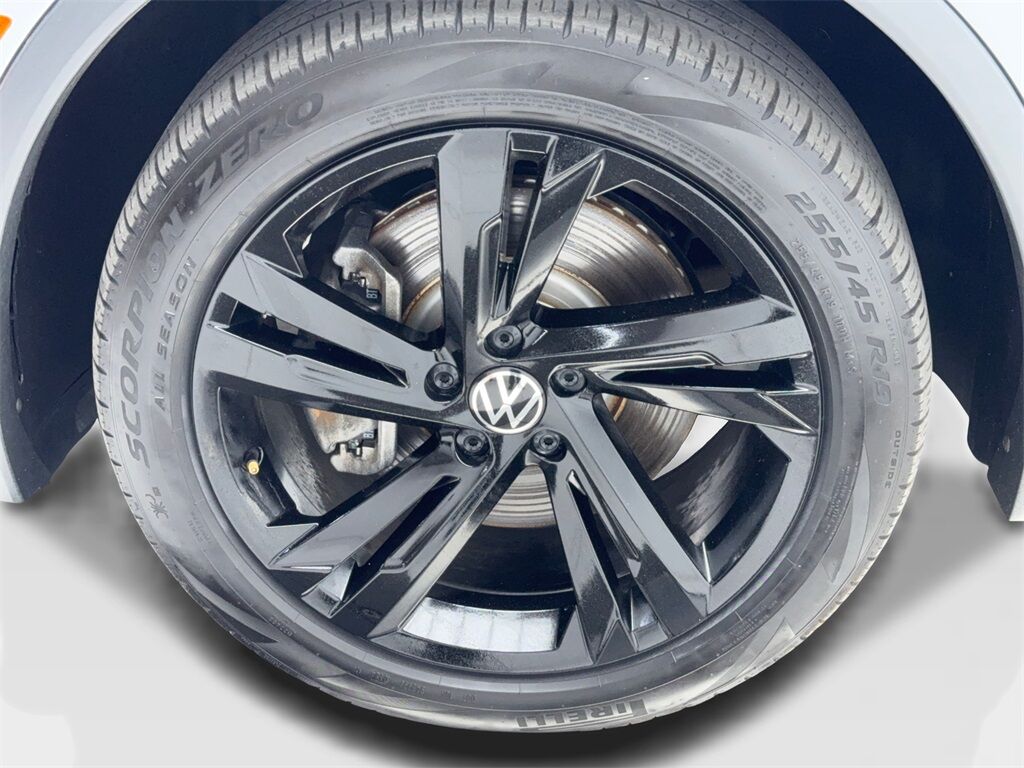 2024 Volkswagen Tiguan 2.0T SE R-Line Black CAM,PANO,HTD STS,3RD ROW Plano TX