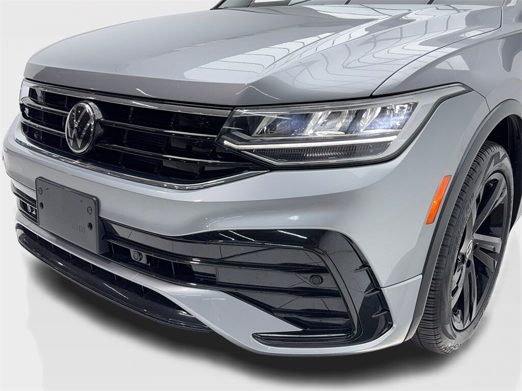 2024 Volkswagen Tiguan 2.0T SE R-Line Black CAM,PANO,HTD STS,BLIND SPOT,3 Plano TX