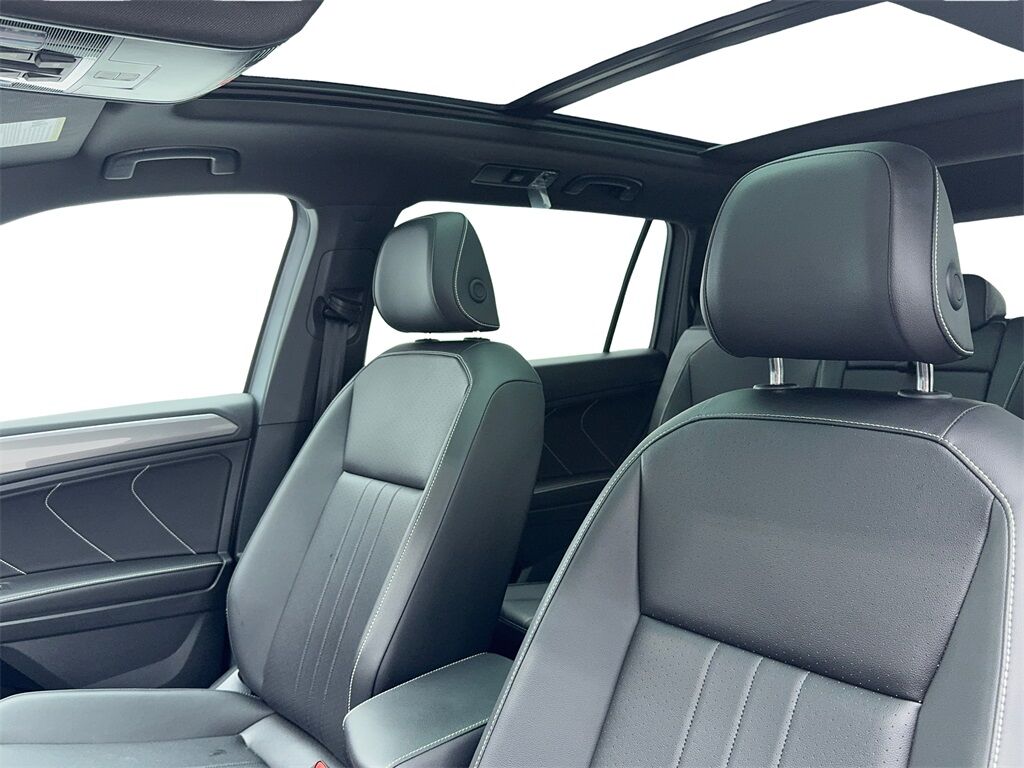 2024 Volkswagen Tiguan 2.0T SE R-Line Black CAM,PANO,HTD STS,BLIND SPOT,3 Plano TX