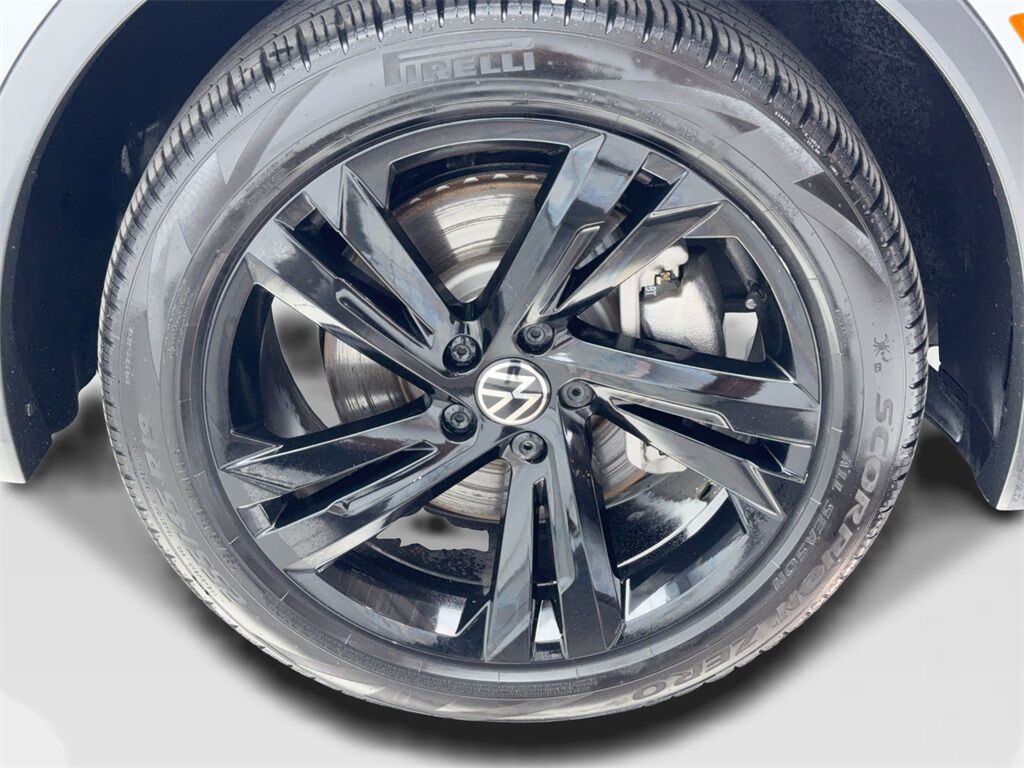 2024 Volkswagen Tiguan 2.0T SE R-Line Black CAM,PANO,HTD STS,BLIND SPOT,3 Plano TX
