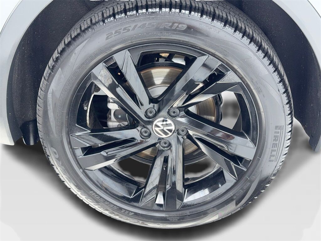 2024 Volkswagen Tiguan 2.0T SE R-Line Black CAM,PANO,HTD STS,BLIND SPOT,3 Plano TX