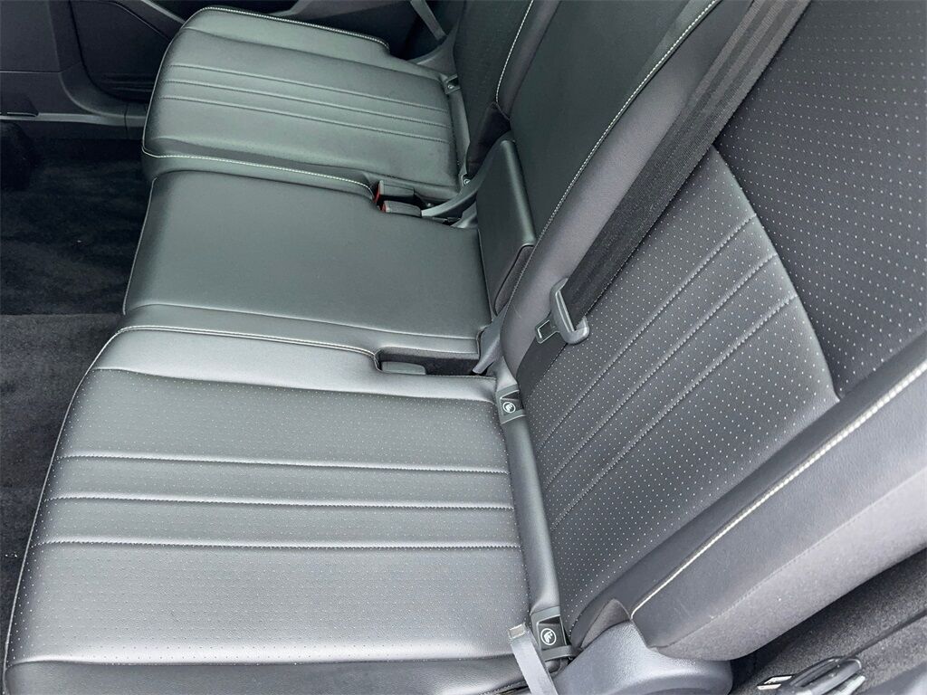 2024 Volkswagen Tiguan 2.0T SE R-Line Black CAM,PANO,HTD STS,BLIND SPOT,3 Plano TX