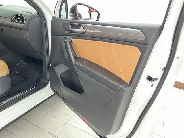 2024 Volkswagen Tiguan 2.0T SE R-Line Black Carrollton TX