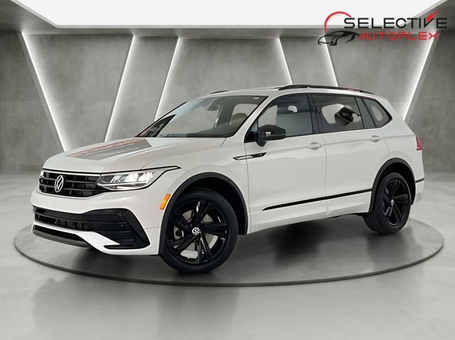 2024 Volkswagen Tiguan 2.0T SE R-Line Black