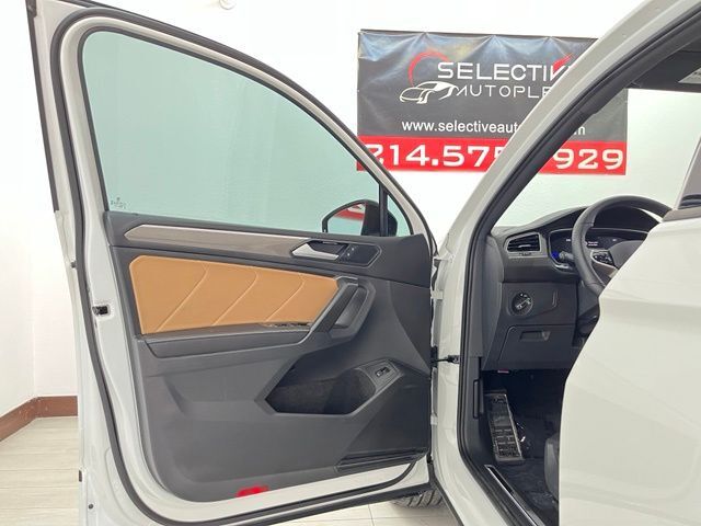 2024 Volkswagen Tiguan 2.0T SE R-Line Black Carrollton TX