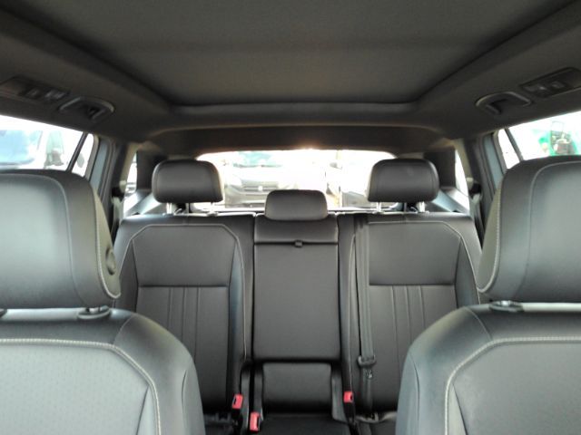 2024 Volkswagen Tiguan 2.0T SE R-Line Black Plano TX