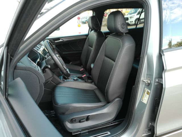 2024 Volkswagen Tiguan 2.0T SE R-Line Black Plano TX