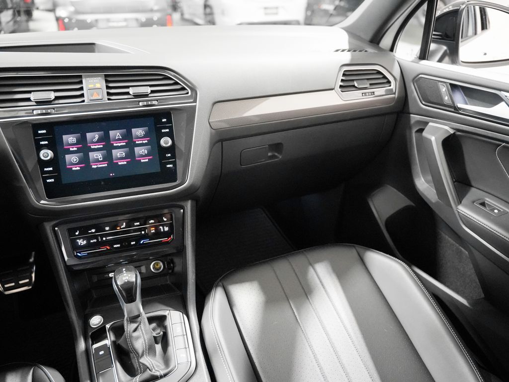 2024 Volkswagen Tiguan 2.0T SE R-Line Black Tigard OR