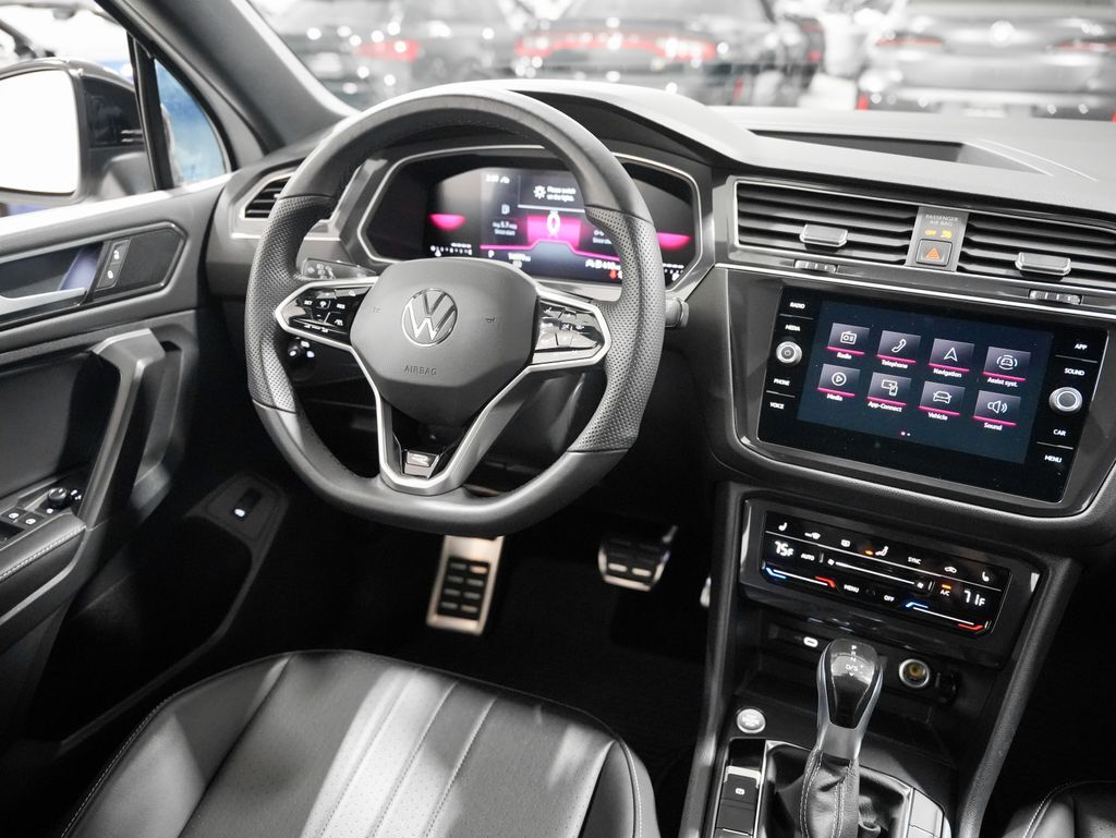 2024 Volkswagen Tiguan 2.0T SE R-Line Black Tigard OR