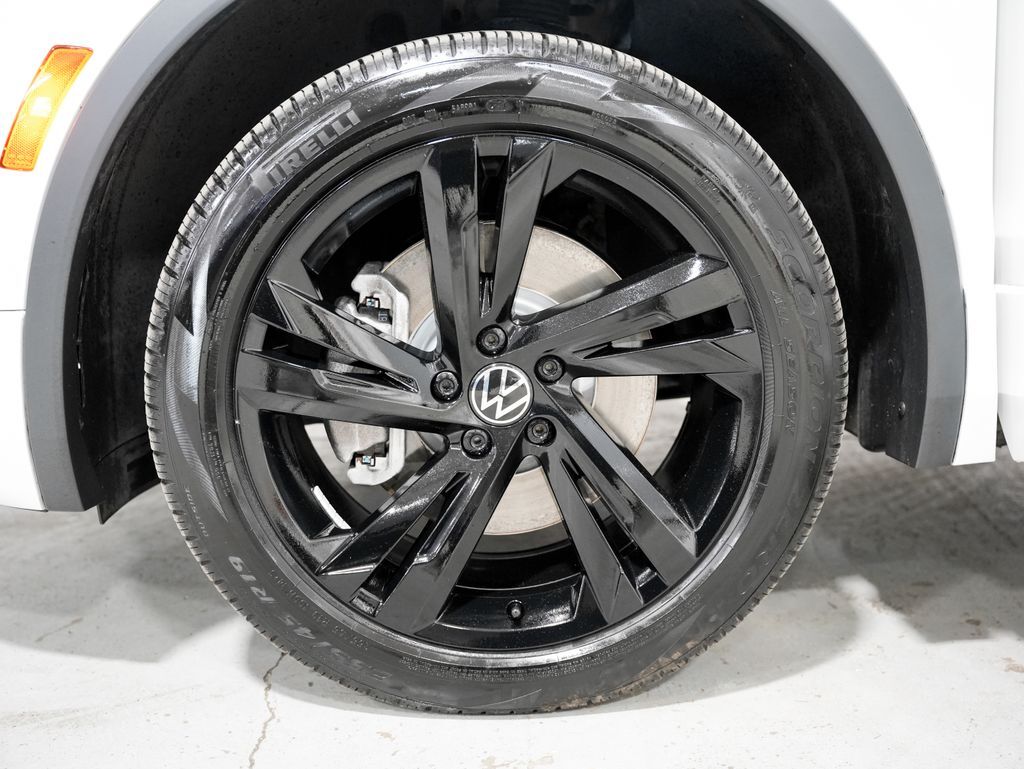 2024 Volkswagen Tiguan 2.0T SE R-Line Black Tigard OR