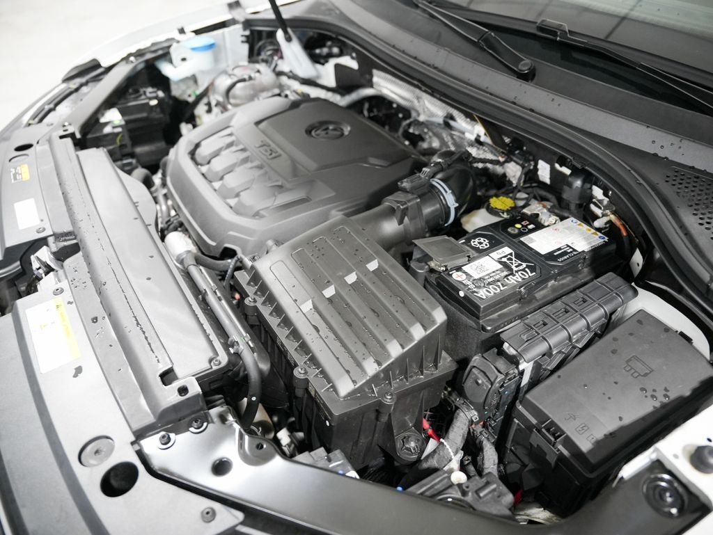 2024 Volkswagen Tiguan 2.0T SE R-Line Black Tigard OR
