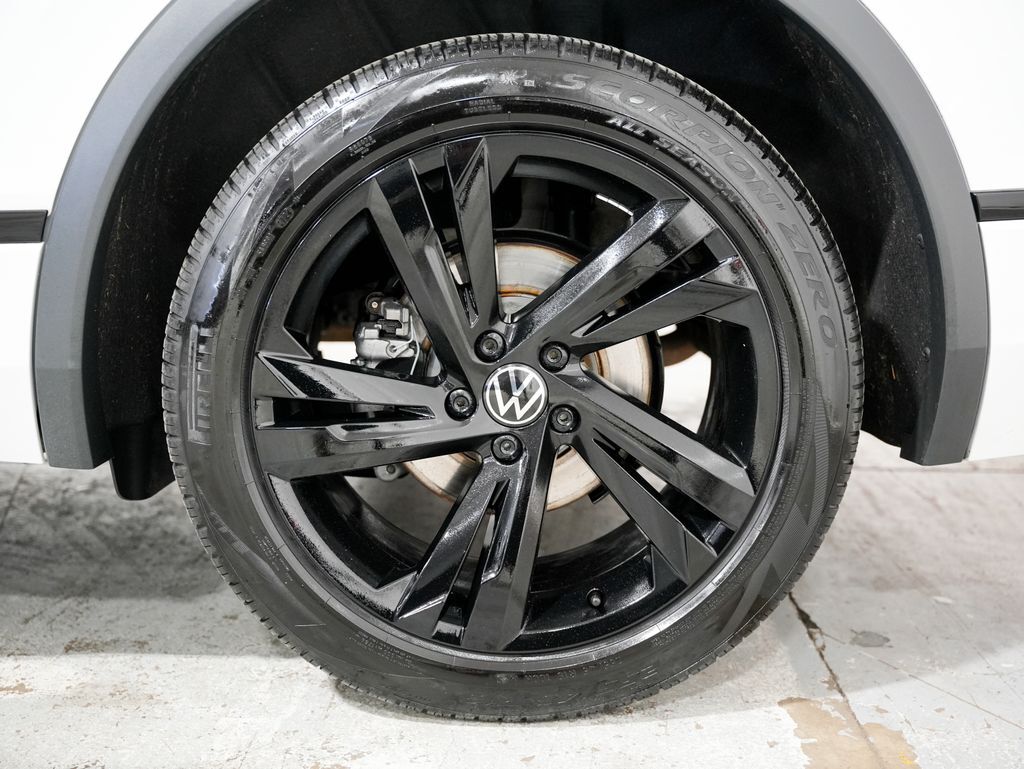 2024 Volkswagen Tiguan 2.0T SE R-Line Black Tigard OR