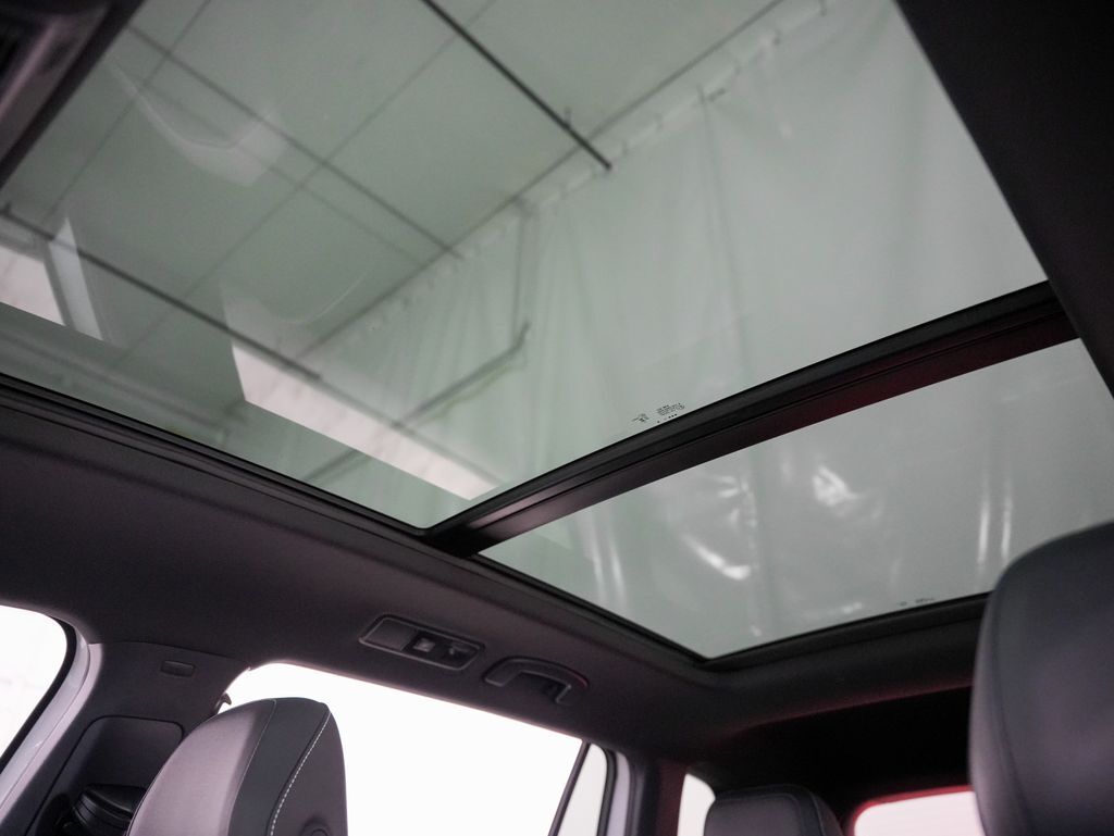 2024 Volkswagen Tiguan 2.0T SE R-Line Black Tigard OR