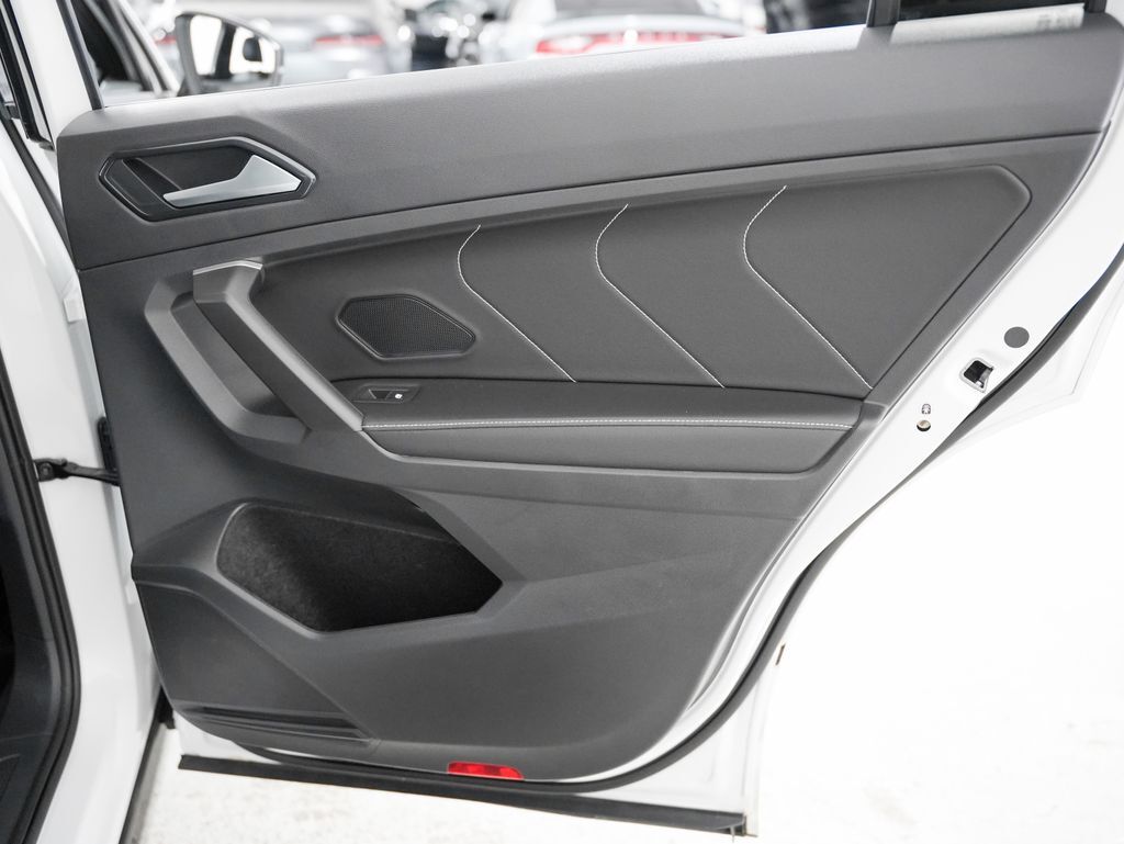 2024 Volkswagen Tiguan 2.0T SE R-Line Black Tigard OR