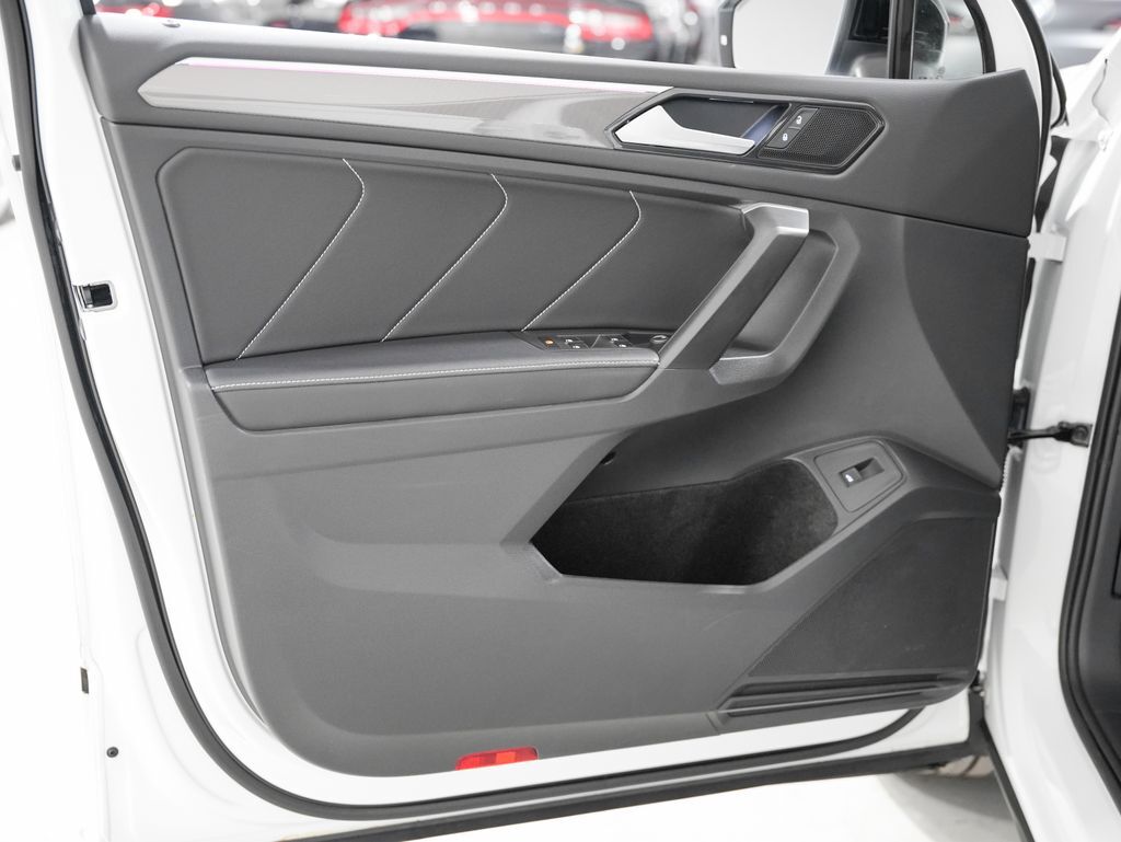 2024 Volkswagen Tiguan 2.0T SE R-Line Black Tigard OR