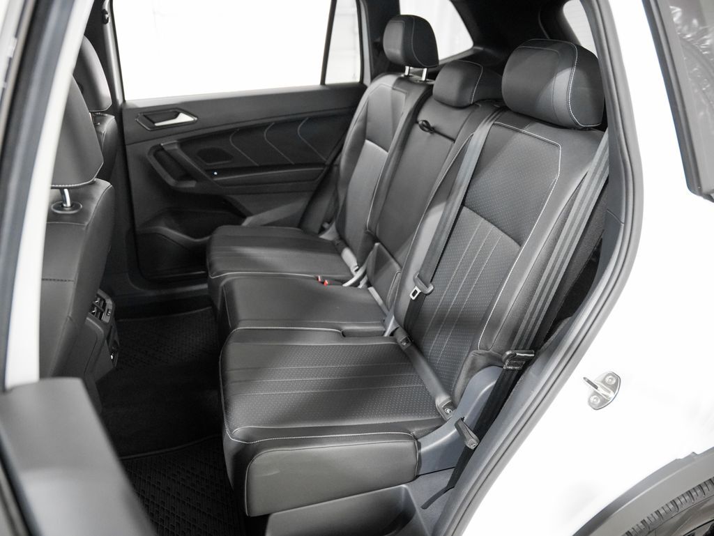 2024 Volkswagen Tiguan 2.0T SE R-Line Black Tigard OR