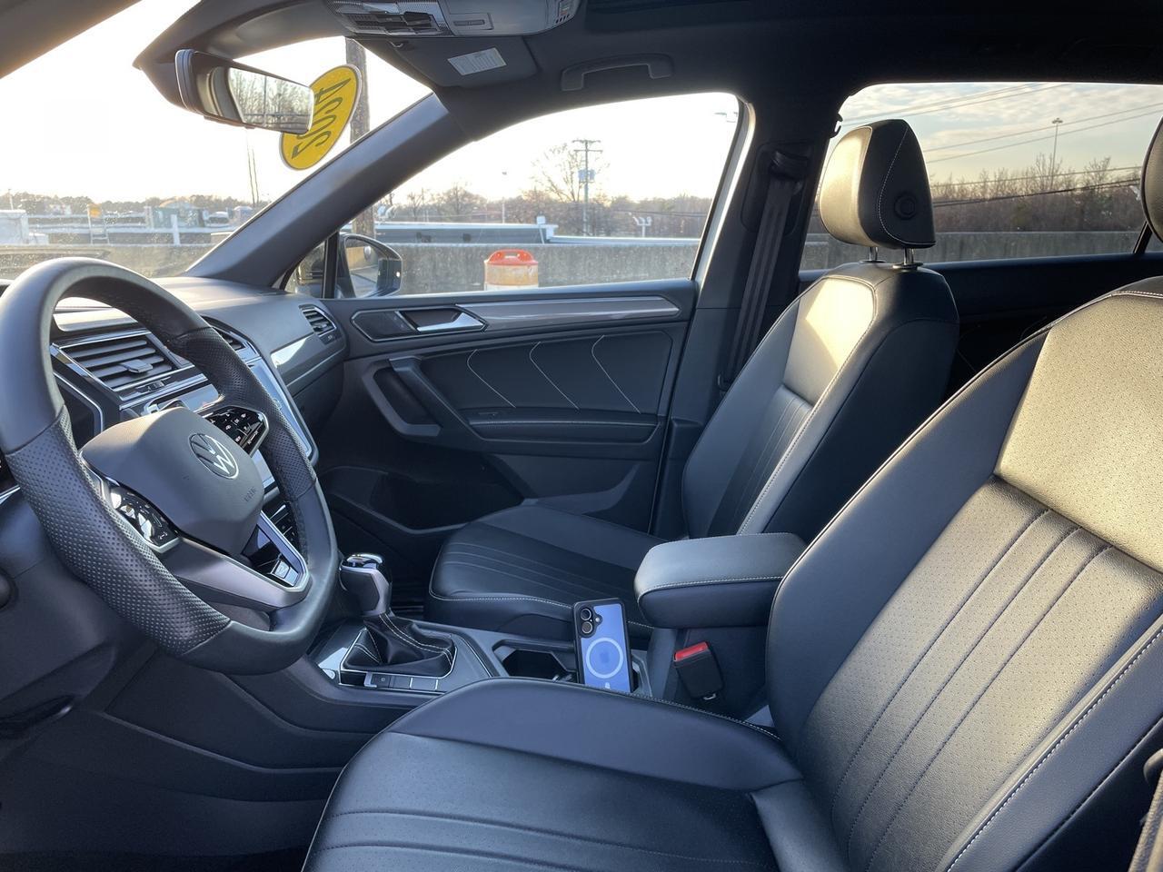 2024 Volkswagen Tiguan 2.0T SE R-Line Black Springfield VA