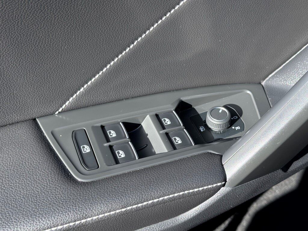 2024 Volkswagen Tiguan 2.0T SE R-Line Black Springfield VA